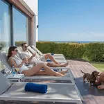 Vacation Marbella I Paraiso The View, 6 Bdr, Modern Villa, Infinity Heated Pool, Gated Community, Cinema Room, Sea View, Golf Courses فيلة *