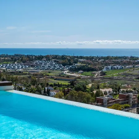 Willa Vacation Marbella I Paraiso The View, 6 Bdr, Modern Villa, Infinity Heated Pool, Gated Community, Cinema Room, Sea View, Golf Courses *